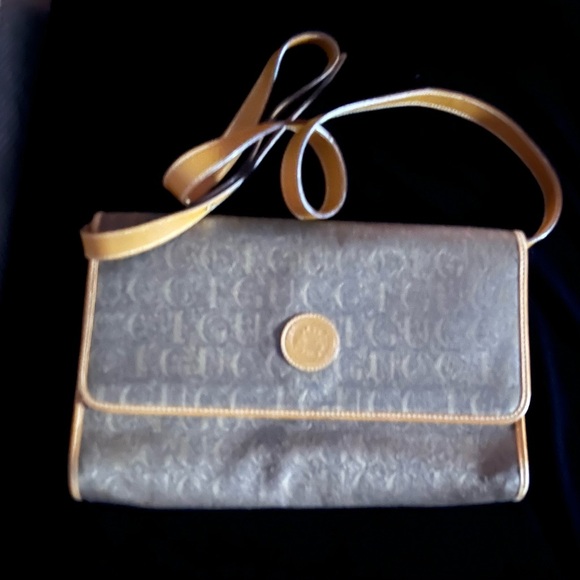 Gucci Vintage Jacquard Two-Way Crossbody Bag - Picture 10 of 14